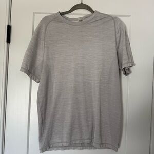 Z by Zella Men's Lightweight Short-Sleeve Crew Neck Shirt - Light Gray